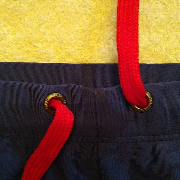 UXH Swimsuit - Picture 5 of 7